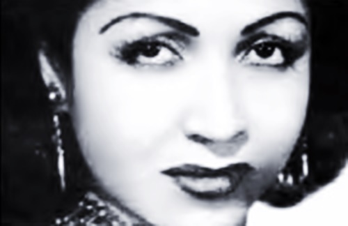 JulitaRoss_MeLaRobaste