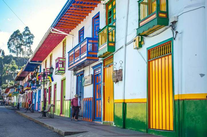 plaza-bolivar-salento-quindio
